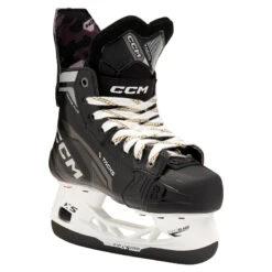 CCM Tacks Vector Plus Junior Hockey Skates - Source Exclusive (2022) 11 CCM Tacks Vector Plus Junior Hockey Skates - Source Exclusive (2022) -Kirbys sports 301a3529fca95bc80ad94750475d6090 800x800